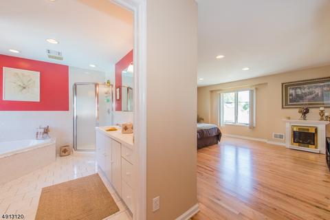 33 Rossen Pl, Bloomfield, NJ 07003 photo 7
