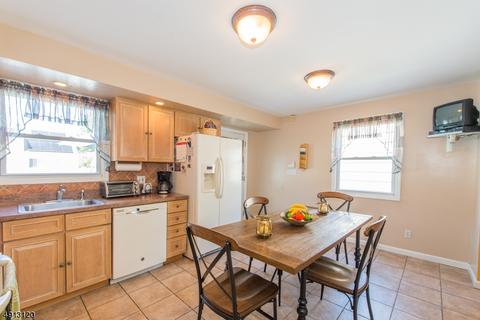 33 Rossen Pl, Bloomfield, NJ 07003 photo 16