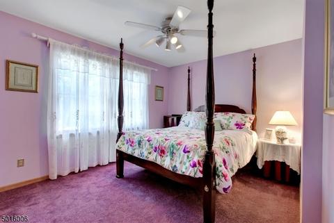 784 Flint Pl, Paramus, NJ 07652 photo 15