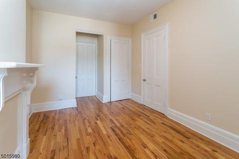 17 2nd Ave, Newark, NJ 07104 photo 16