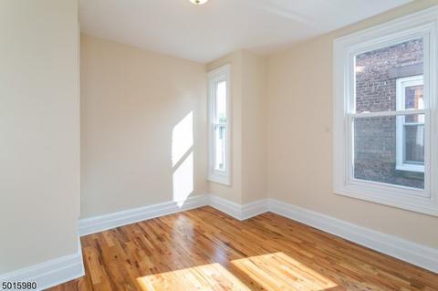 17 2nd Ave, Newark, NJ 07104 photo 11