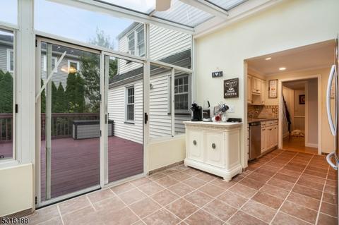 131 Mohawk Dr, Cranford, NJ 07016 photo 5