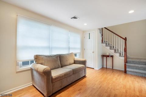131 Mohawk Dr, Cranford, NJ 07016 photo 15