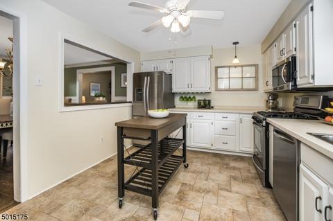 10 Oakridge Rd, Bloomfield, NJ 07003 photo 10