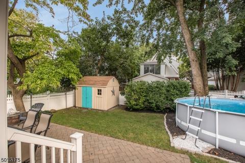 10 Oakridge Rd, Bloomfield, NJ 07003 photo 24