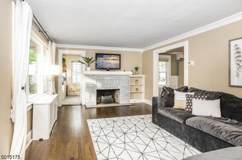 10 Oakridge Rd, Bloomfield, NJ 07003 photo 3