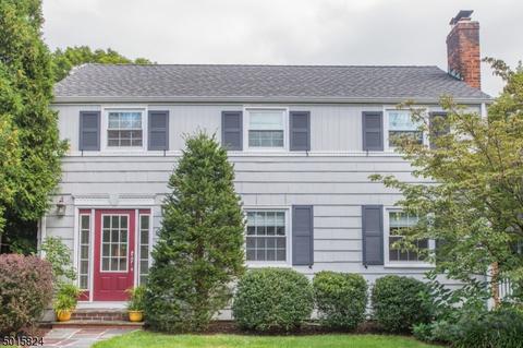 8 Stonehenge Rd, Montclair, NJ 07043 photo 1