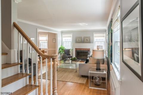8 Stonehenge Rd, Montclair, NJ 07043 photo 11