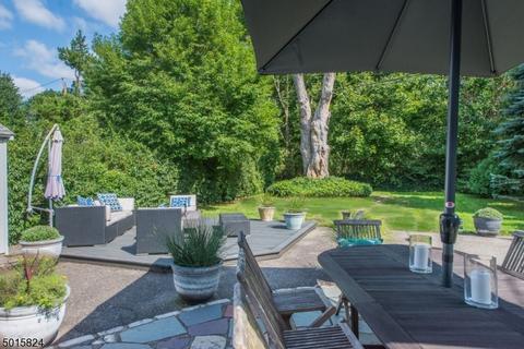 8 Stonehenge Rd, Montclair, NJ 07043 photo 22