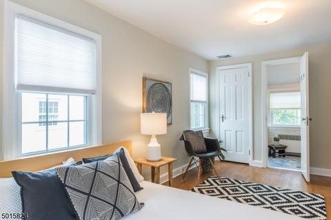 8 Stonehenge Rd, Montclair, NJ 07043 photo 13