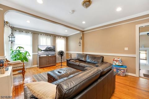 54 E Passaic Ave, Bloomfield, NJ 07003 photo 14