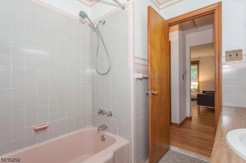 12 Iroquois Trl, Wayne, NJ 07470 photo 11