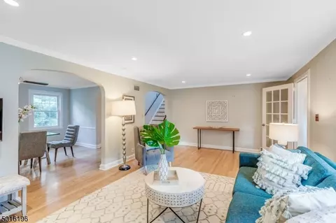 7 Argyle Rd, Montclair, NJ 07043 photo 4