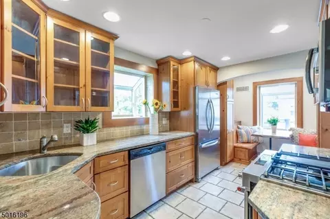 7 Argyle Rd, Montclair, NJ 07043 photo 7