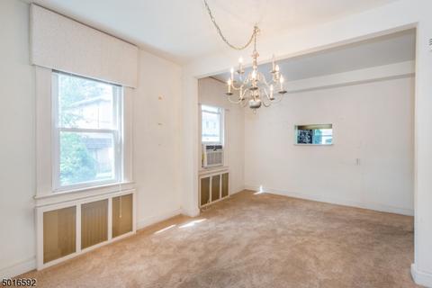66 Pershing Rd, Clifton, NJ 07013 photo 6