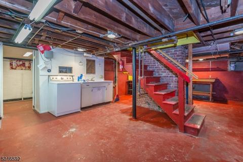 66 Pershing Rd, Clifton, NJ 07013 photo 18