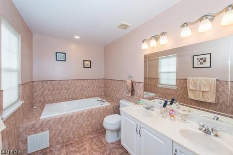 52 Rock Rd, Wayne, NJ 07470 photo 13