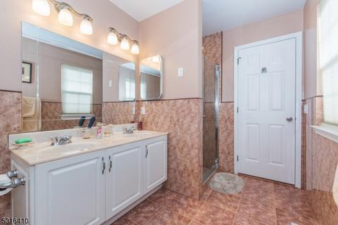 52 Rock Rd, Wayne, NJ 07470 photo 14
