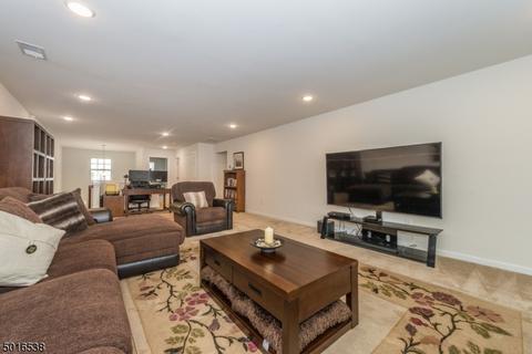 3 Brompton Pl, Randolph, NJ 07869 photo 4