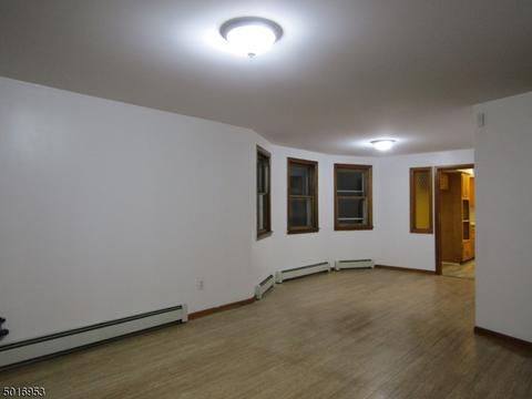 167 Corabelle Ave, Lodi, NJ 07644 photo 3