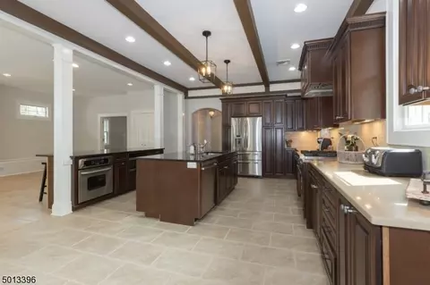 622 Dorian Rd, Westfield, NJ 07090 photo 2
