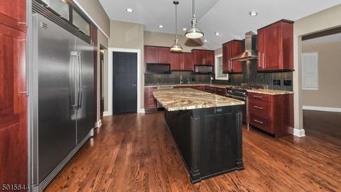 30 Ledge Rd, Wayne, NJ 07470 photo 3