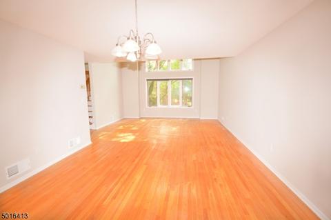 4 Sherry Ln, Saddle Brook, NJ 07663 photo 3