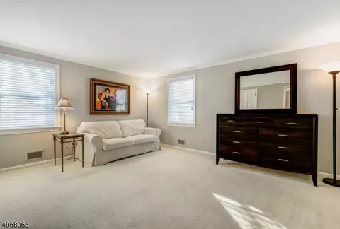 6 Summit Rd, Morristown, NJ 07960 photo 14