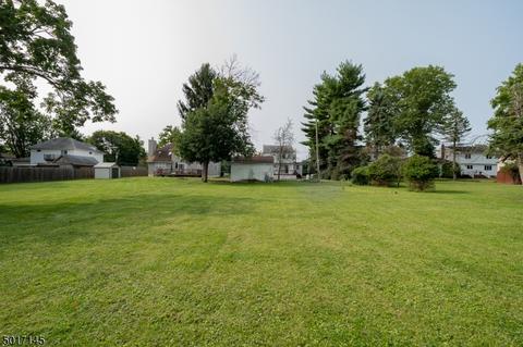 658 Madison Hill Rd, Clark Twp., NJ 07066 photo 9