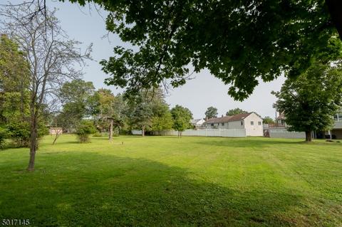 658 Madison Hill Rd, Clark Twp., NJ 07066 photo 8