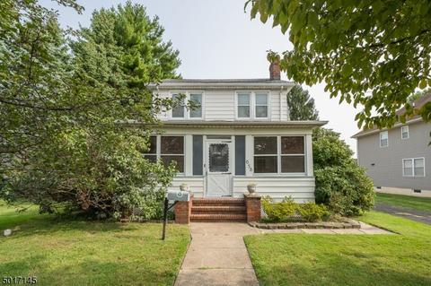 658 Madison Hill Rd, Clark Twp., NJ 07066 photo 1