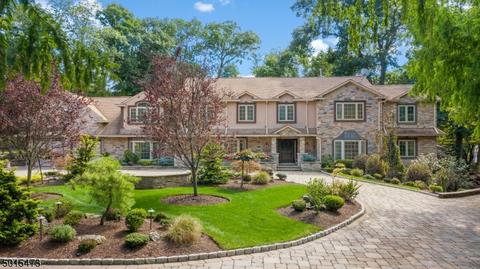 2 Seven Trail Ln, Wayne, NJ 07470 photo 1