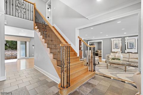 2 Seven Trail Ln, Wayne, NJ 07470 photo 4