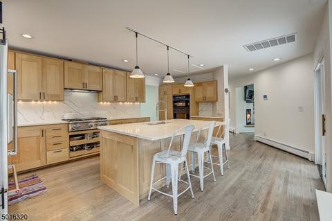 60 Eagle Rim Rd, Upper Saddle River, NJ 07458 photo 5