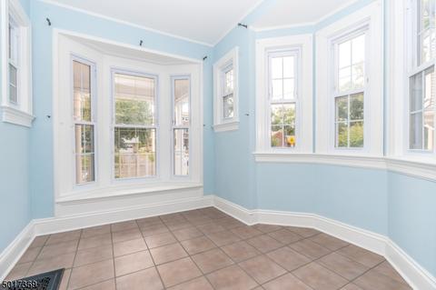 243 E 3rd Ave, Roselle, NJ 07203 photo 4