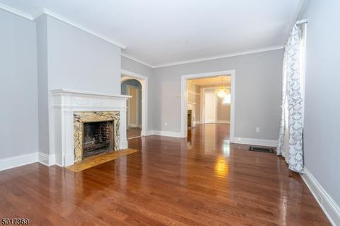 243 E 3rd Ave, Roselle, NJ 07203 photo 5