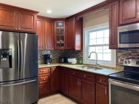 36 Christopher St, Dover, NJ 07801 photo 5