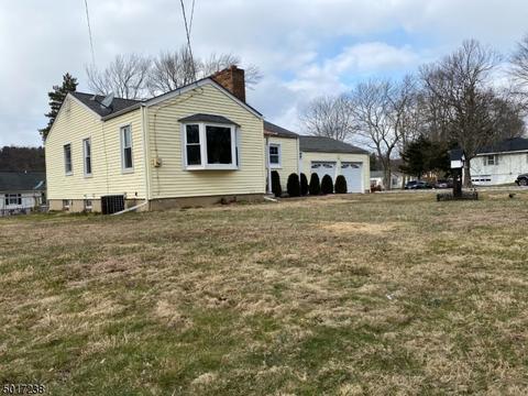 36 Christopher St, Dover, NJ 07801 photo 3