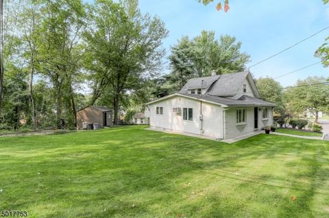 3 Webster Dr, Wayne, NJ 07470 photo 3