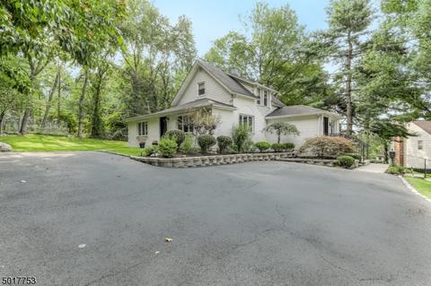 3 Webster Dr, Wayne, NJ 07470 photo 4
