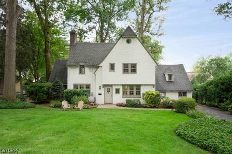 71 Pine Grove Ave, Summit, NJ 07901 photo 1
