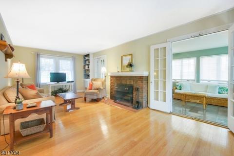 307 Walnut St, Nutley, NJ 07110 photo 4