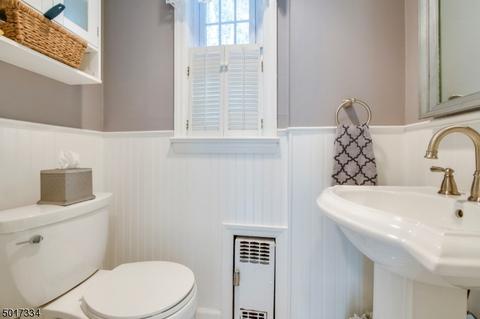 307 Walnut St, Nutley, NJ 07110 photo 10