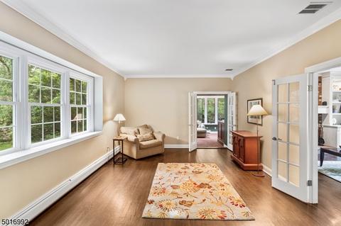 8 E Gate Rd, Long Valley, NJ 07853 photo 9