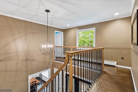 8 E Gate Rd, Long Valley, NJ 07853 photo 12