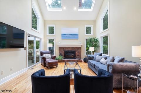 29 Calais Rd, Mendham, NJ 07945 photo 8