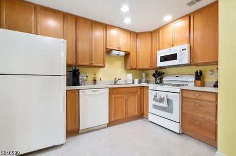 2 Pondside Dr, Ledgewood, NJ 07852 photo 14