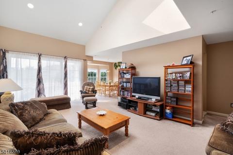 2 Pondside Dr, Ledgewood, NJ 07852 photo 7