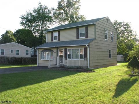 76 Oak St, Bridgewater, NJ 08807 photo 2