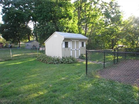 76 Oak St, Bridgewater, NJ 08807 photo 5